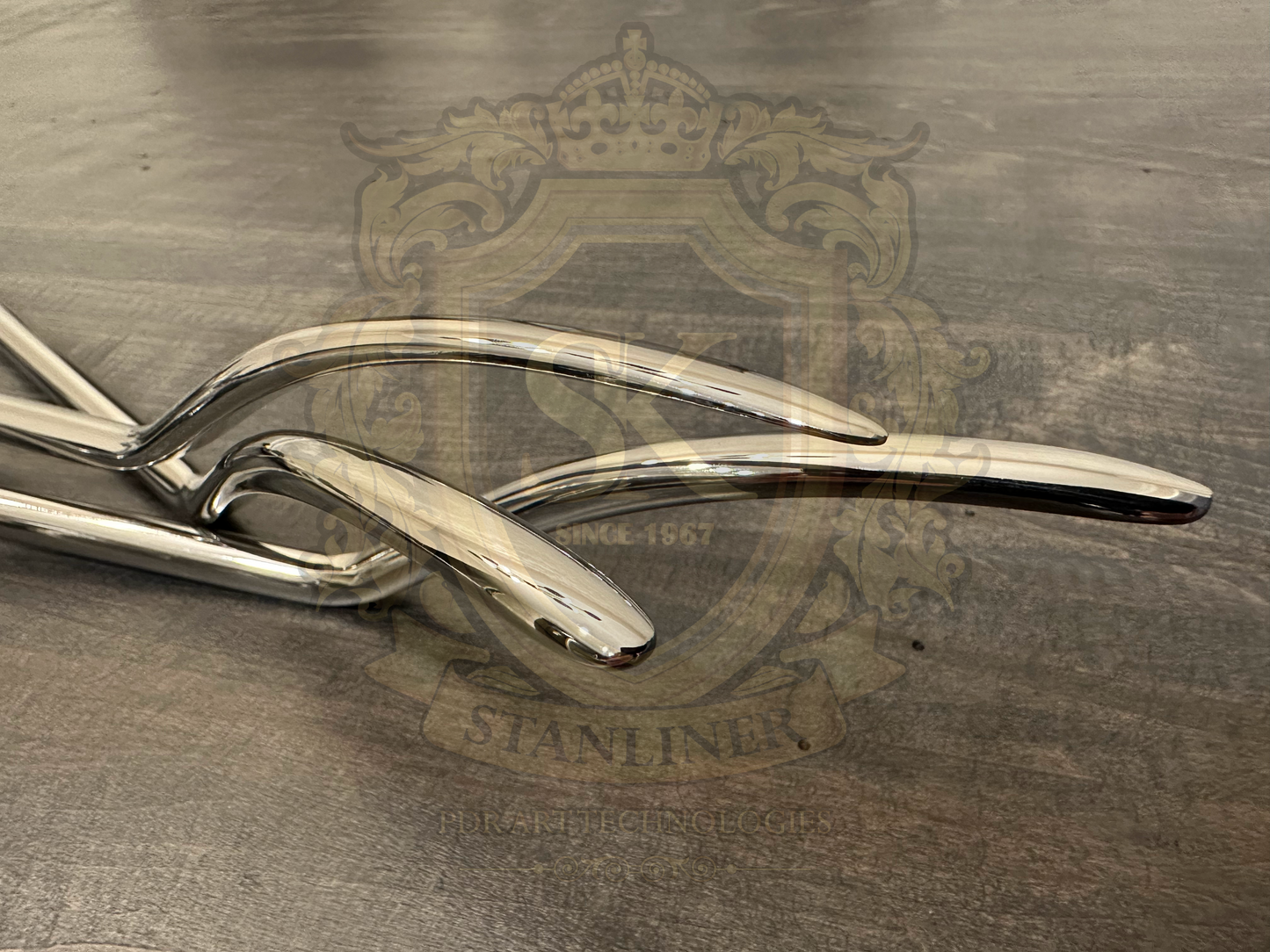 ROUNDED HEAD SNAKE RAISED 1/2